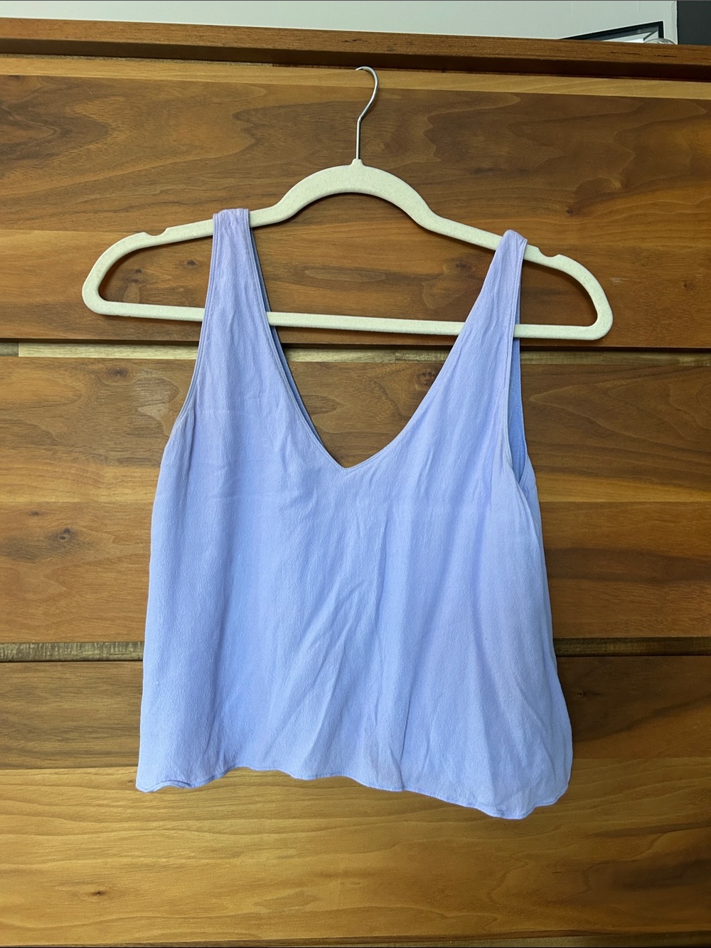 Aritzia Light Purple V-Neck Women's Tank Top